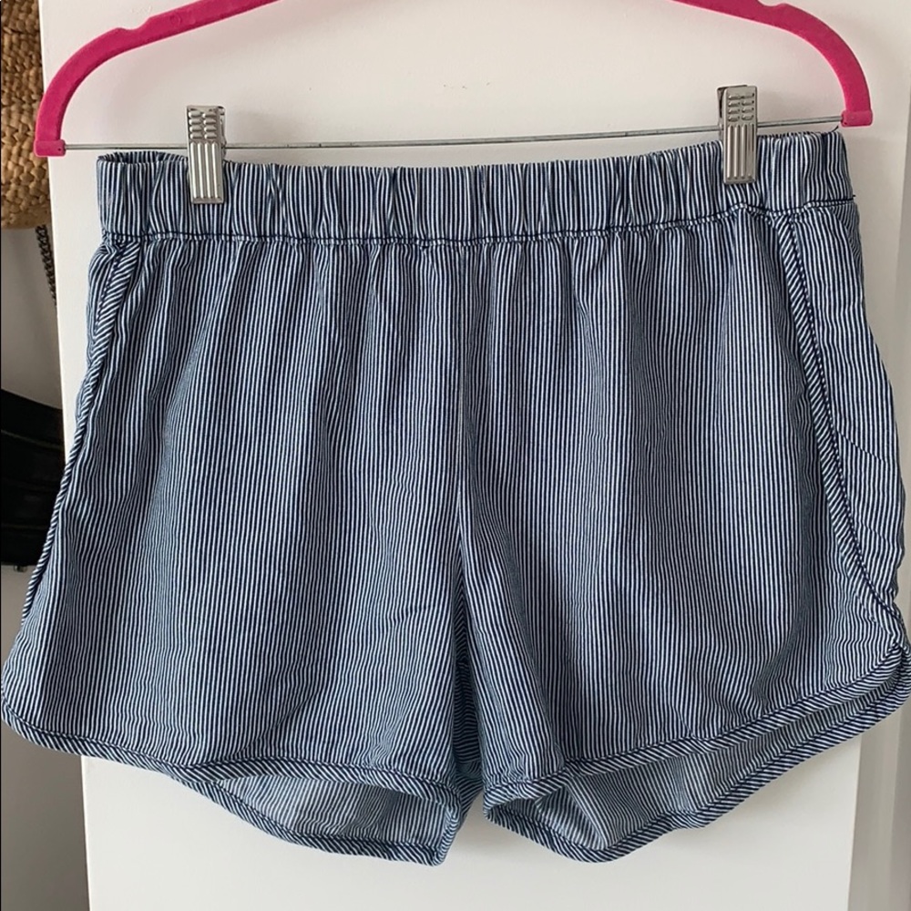 Pull-On Short